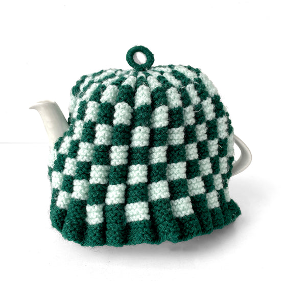 1960s Knitted Tea Cosy – Green & White