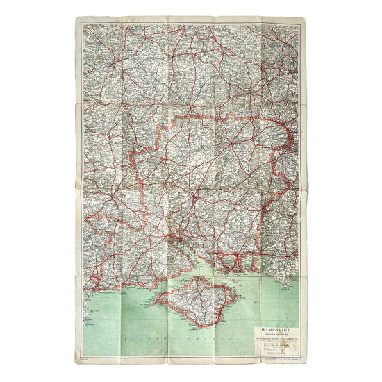 Early 20th Century Map of Hampshire & the Isle of Wight - Sukie