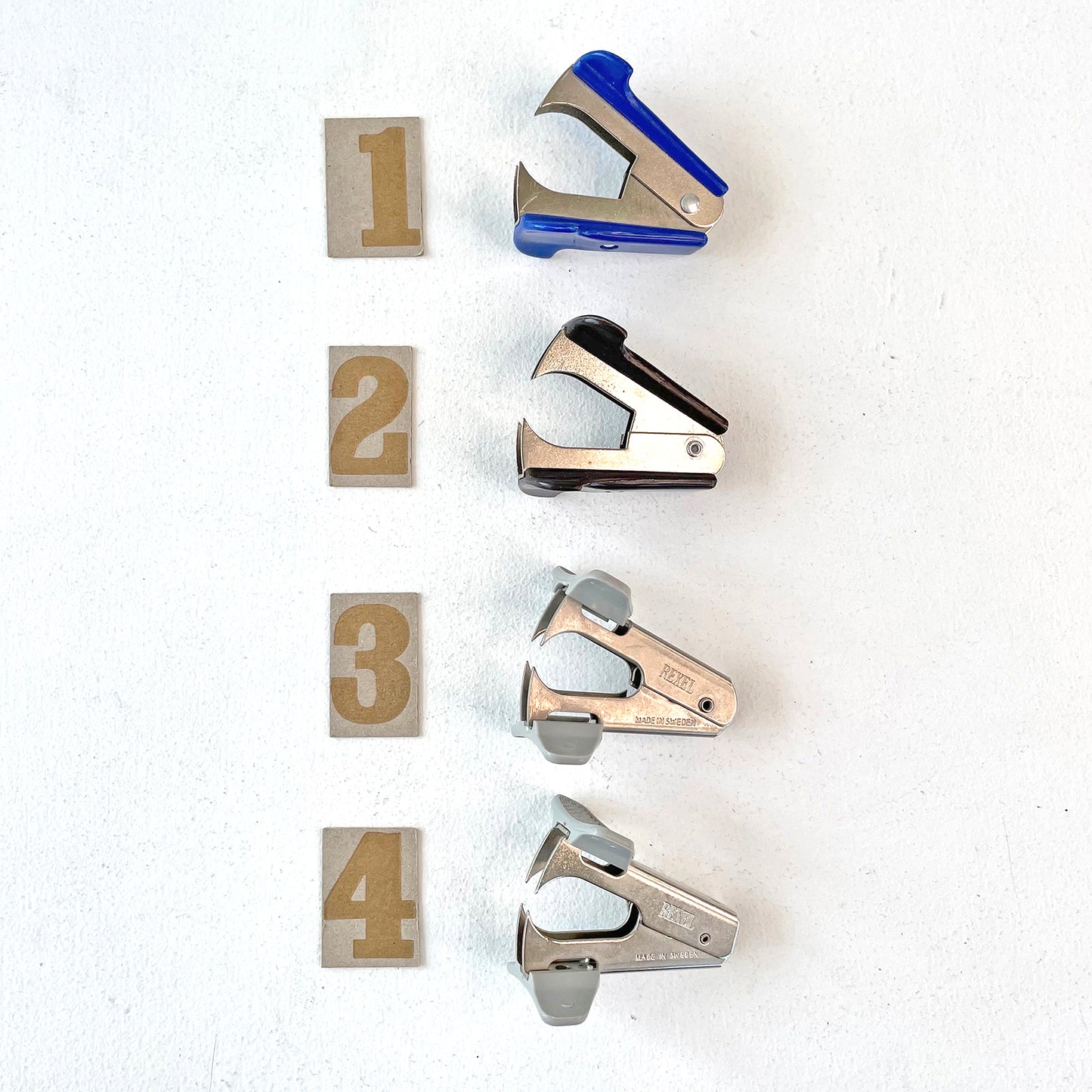 Load image into Gallery viewer, Vintage Staple Removers - Sukie
